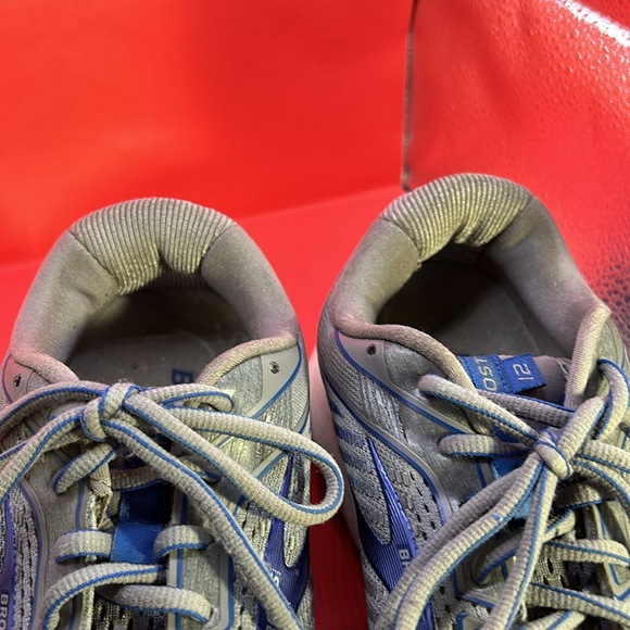Brooks Men Ghost 12 Running Sneakers size 105 in great condition - Picture 4 of 6